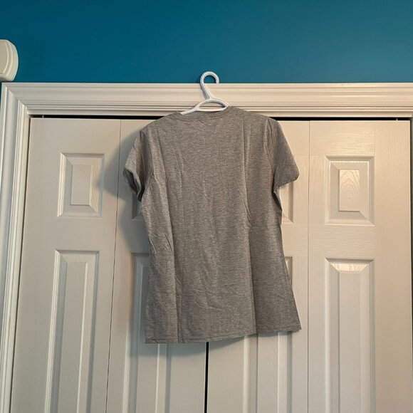 Peanuts T-Shirt - “I Got A Rock”  Halloween Scene - Women's size M - Brand New - Picture 6 of 13